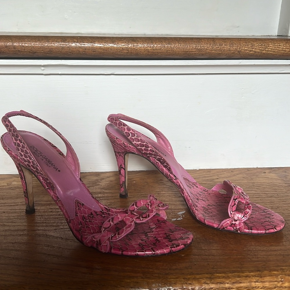 Dolce&Gabbana pink snakeskin heels